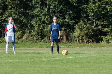 Bild 215 - B-Juniorinnen Krummesser SV - SV Henstedt Ulzburg : Ergebnis: 0:3